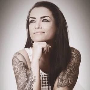 Meet your Posher, Becky